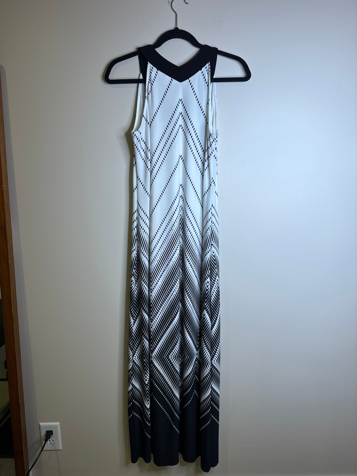 black white maxi stretchy - small
