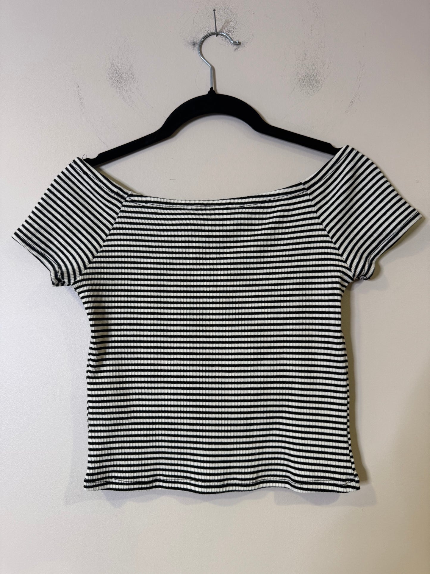 Boat Neck striped top - medium