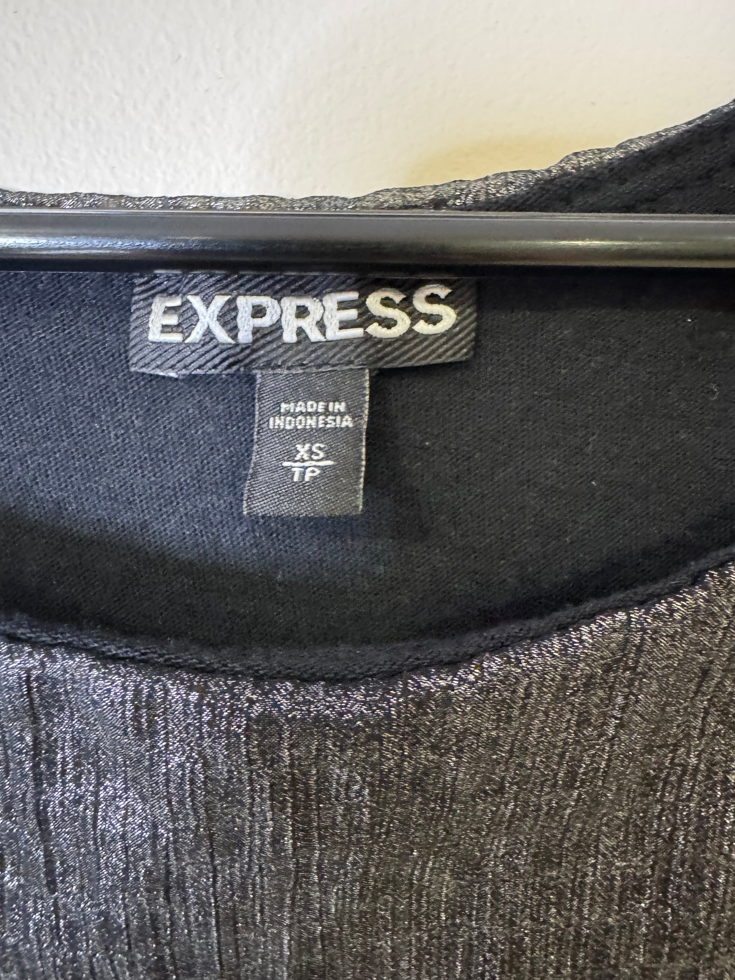 Express silver/black layered top - xs