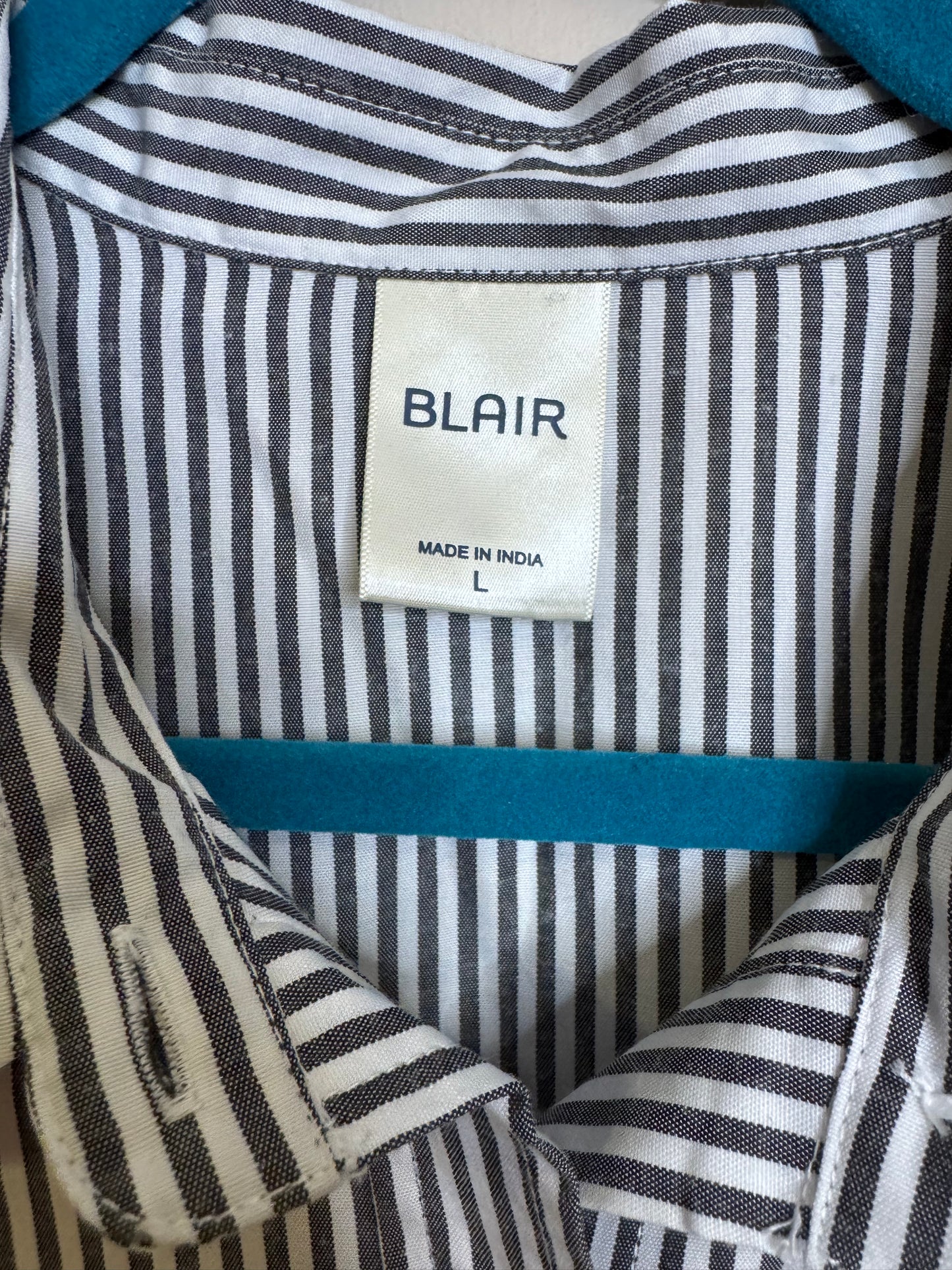 grey stripe button - large