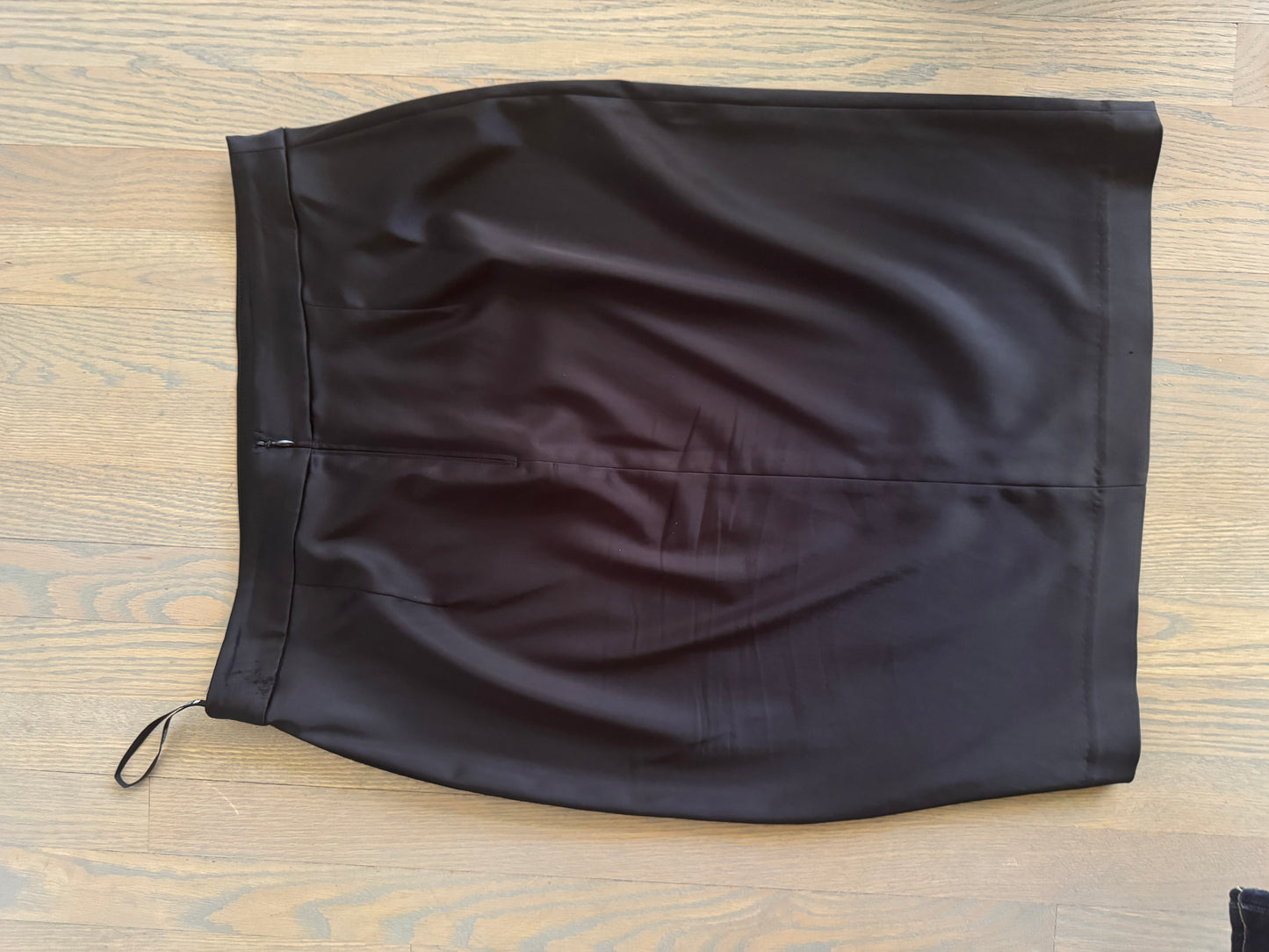 Matte Satin Pencil skirt - size 14
