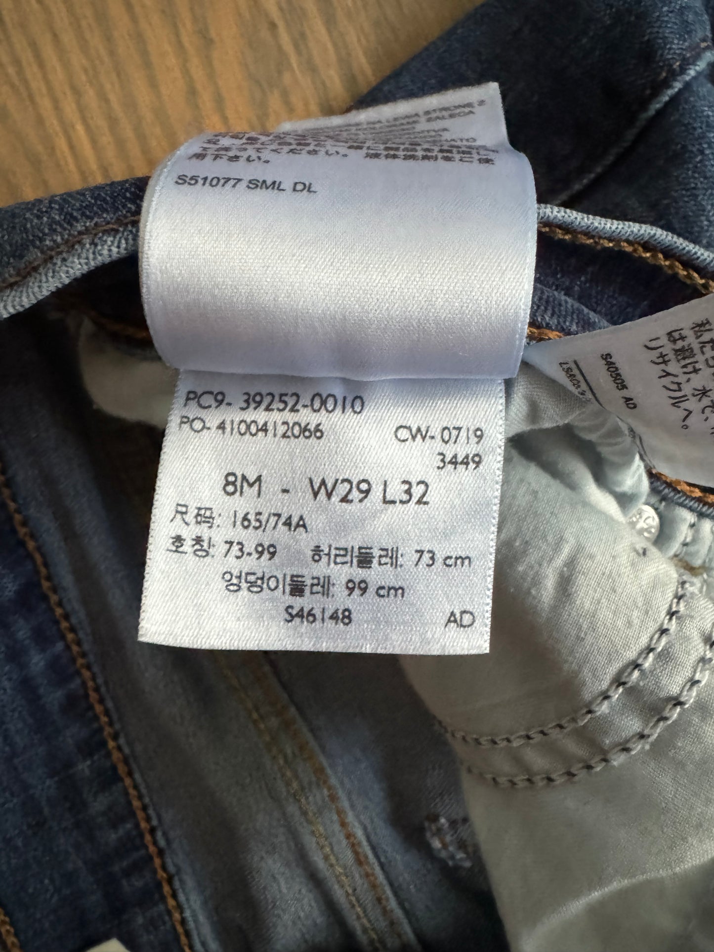 Levi’s classic 512 - size 8