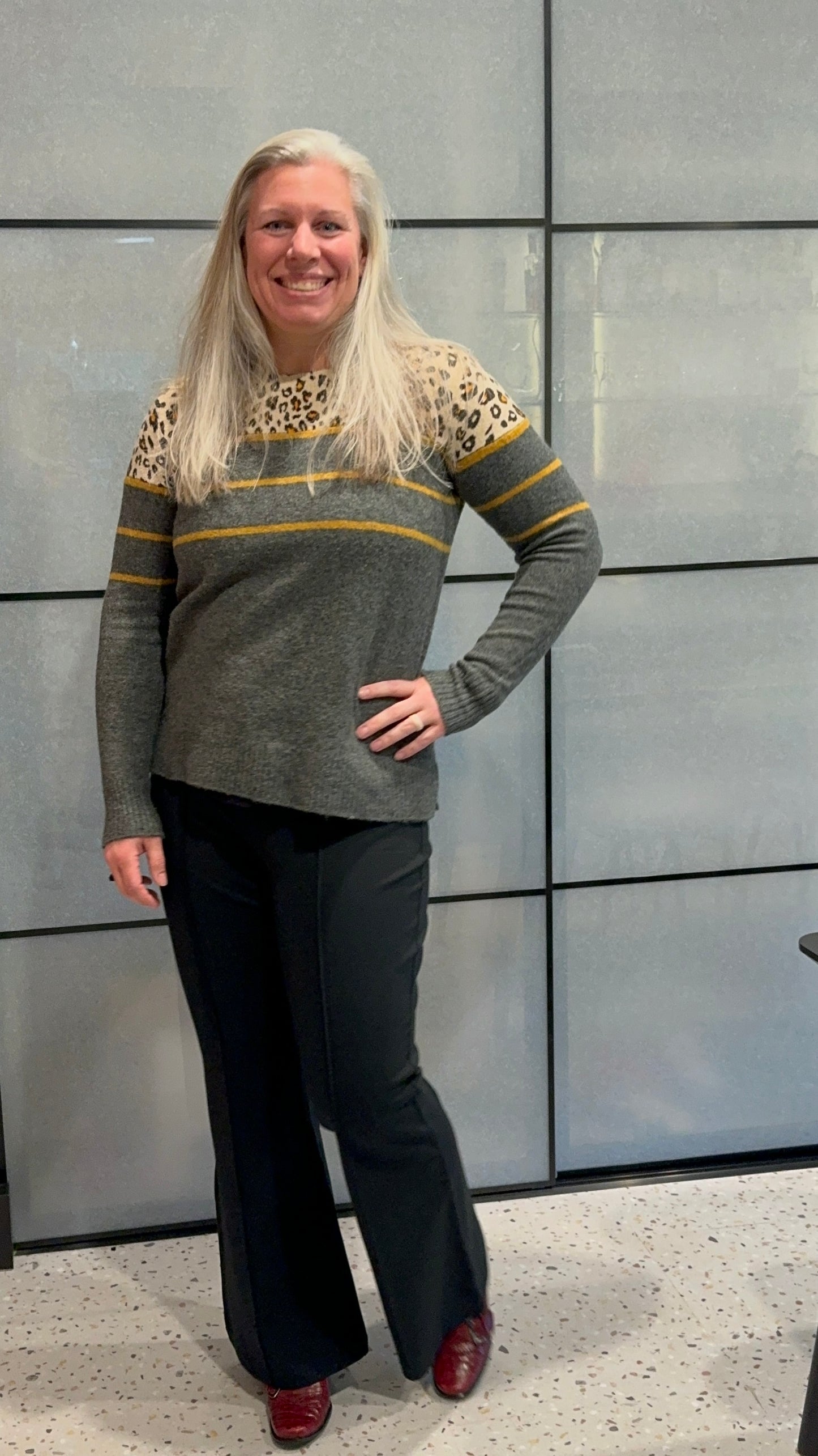 grey leopard stripe sweater - large