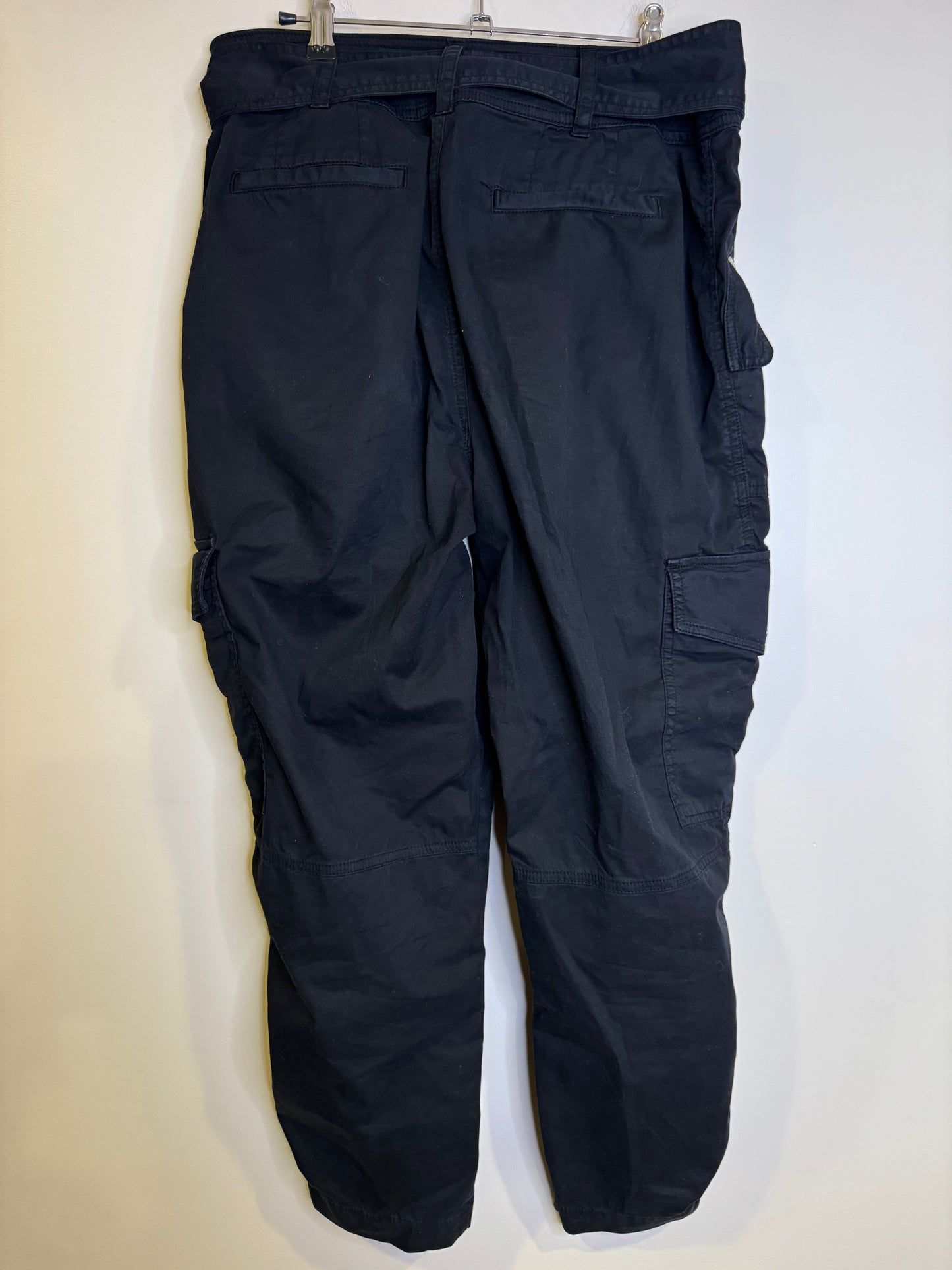 Lauren tapered cargo pants - size 8