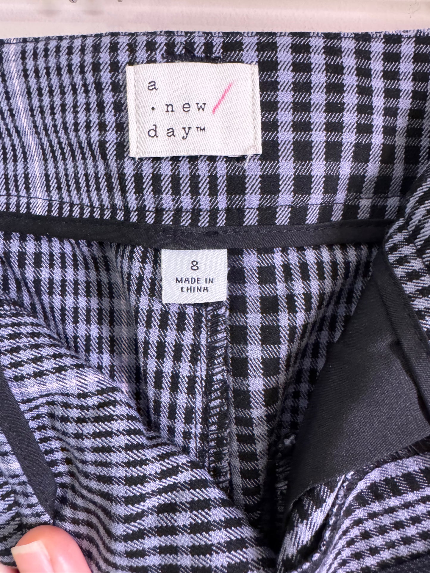 Grey lavender plaid pant - size 8 NWT