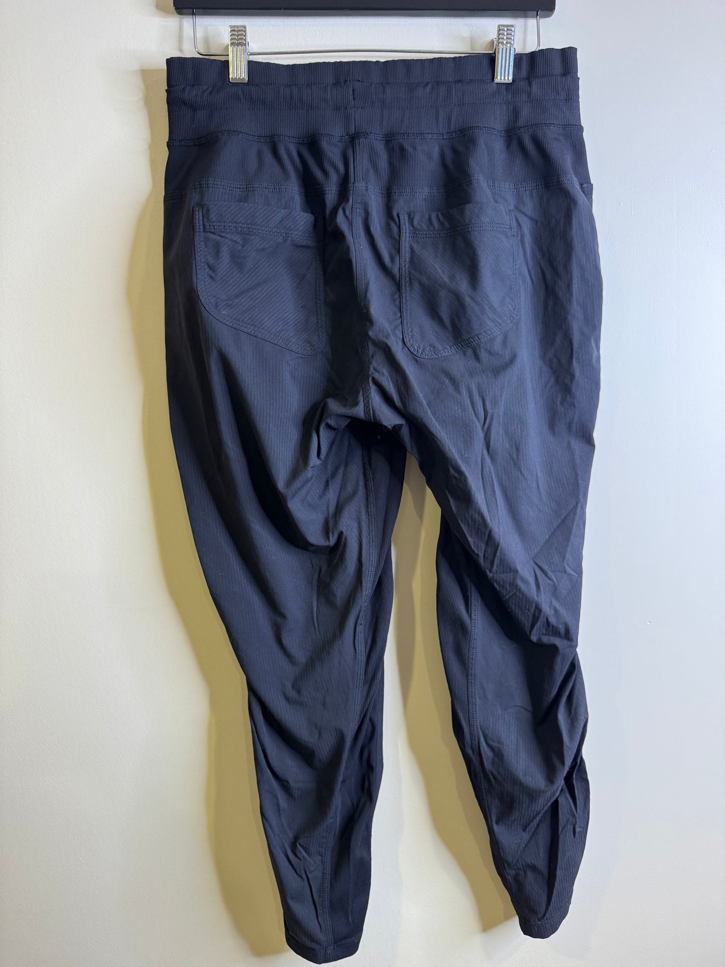 Lululemon black pant - size 10