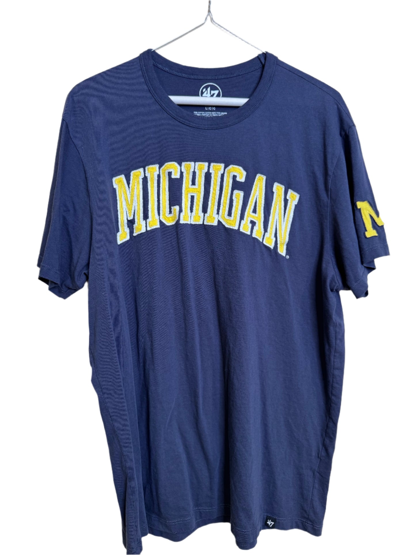 U of M tshirt - large