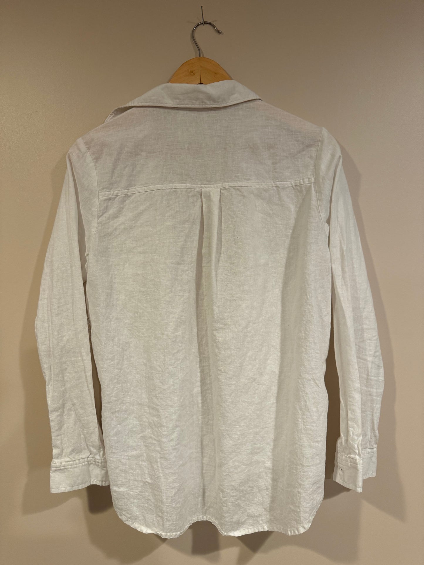 Gap white linen blend shirt - small