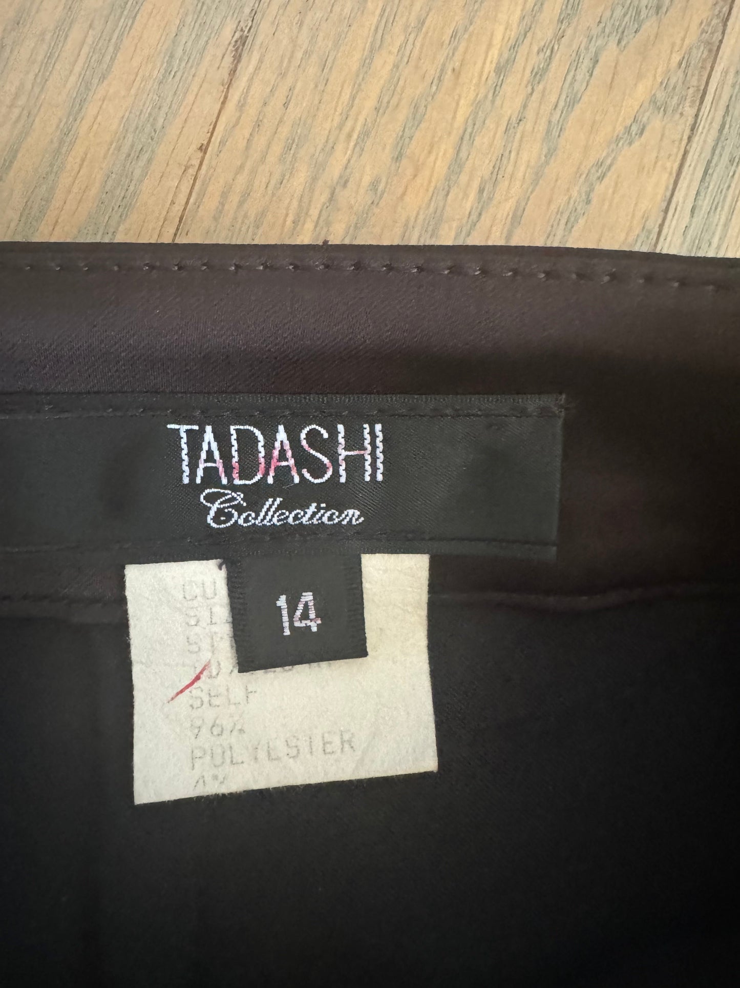 Matte Satin Pencil skirt - size 14