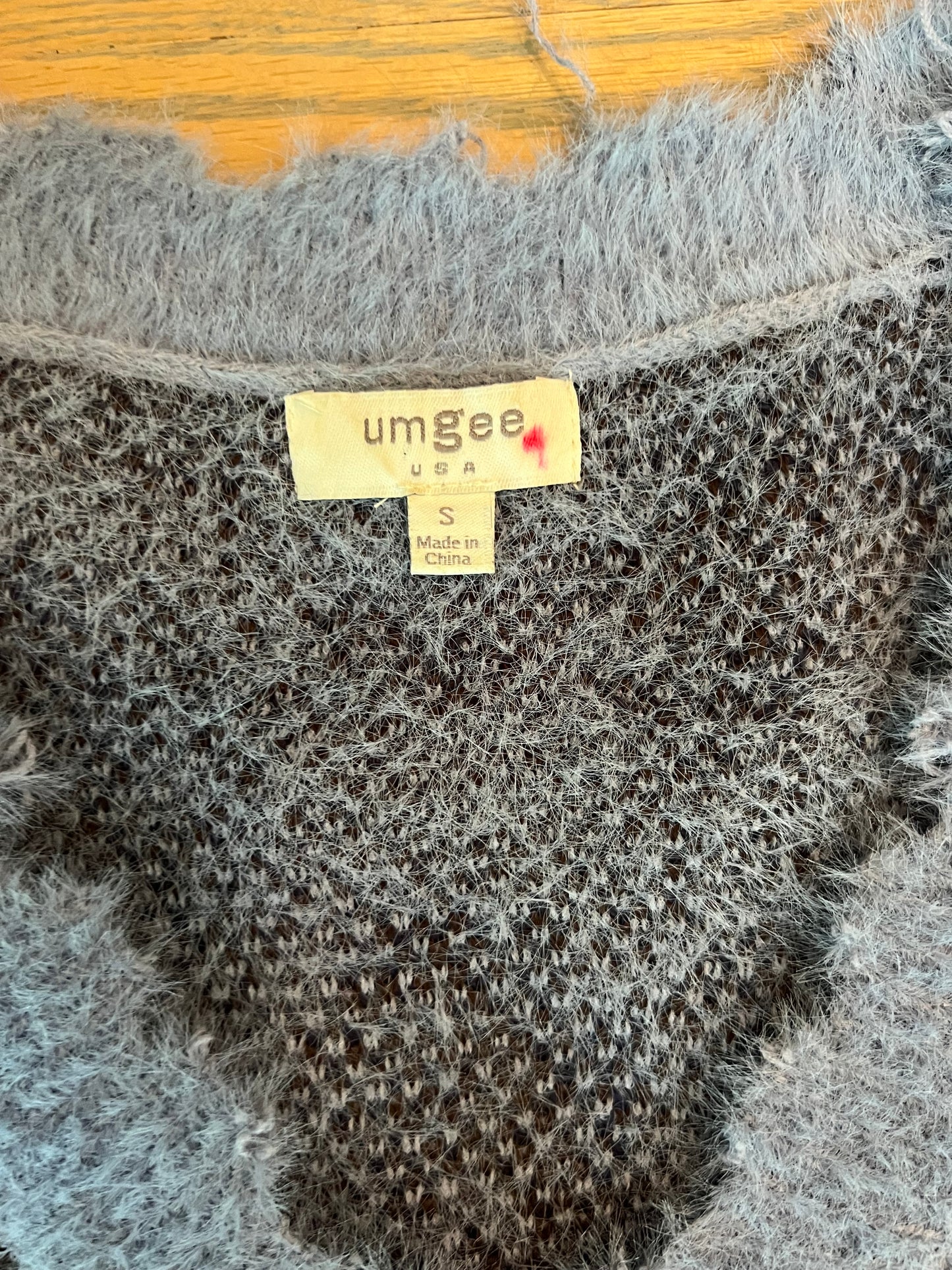 oversized animal print sweater - small