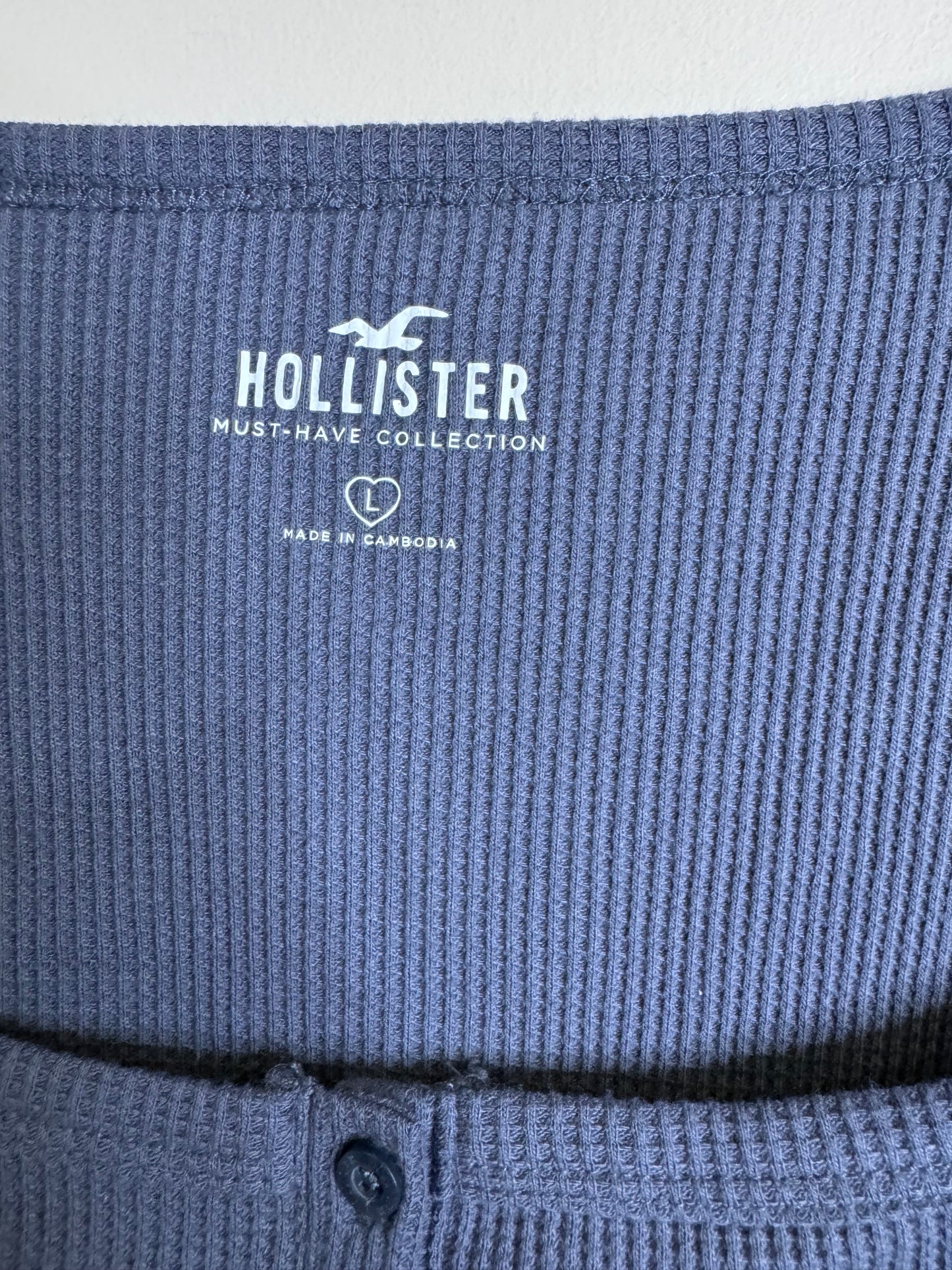 Hollister waffle knit - large