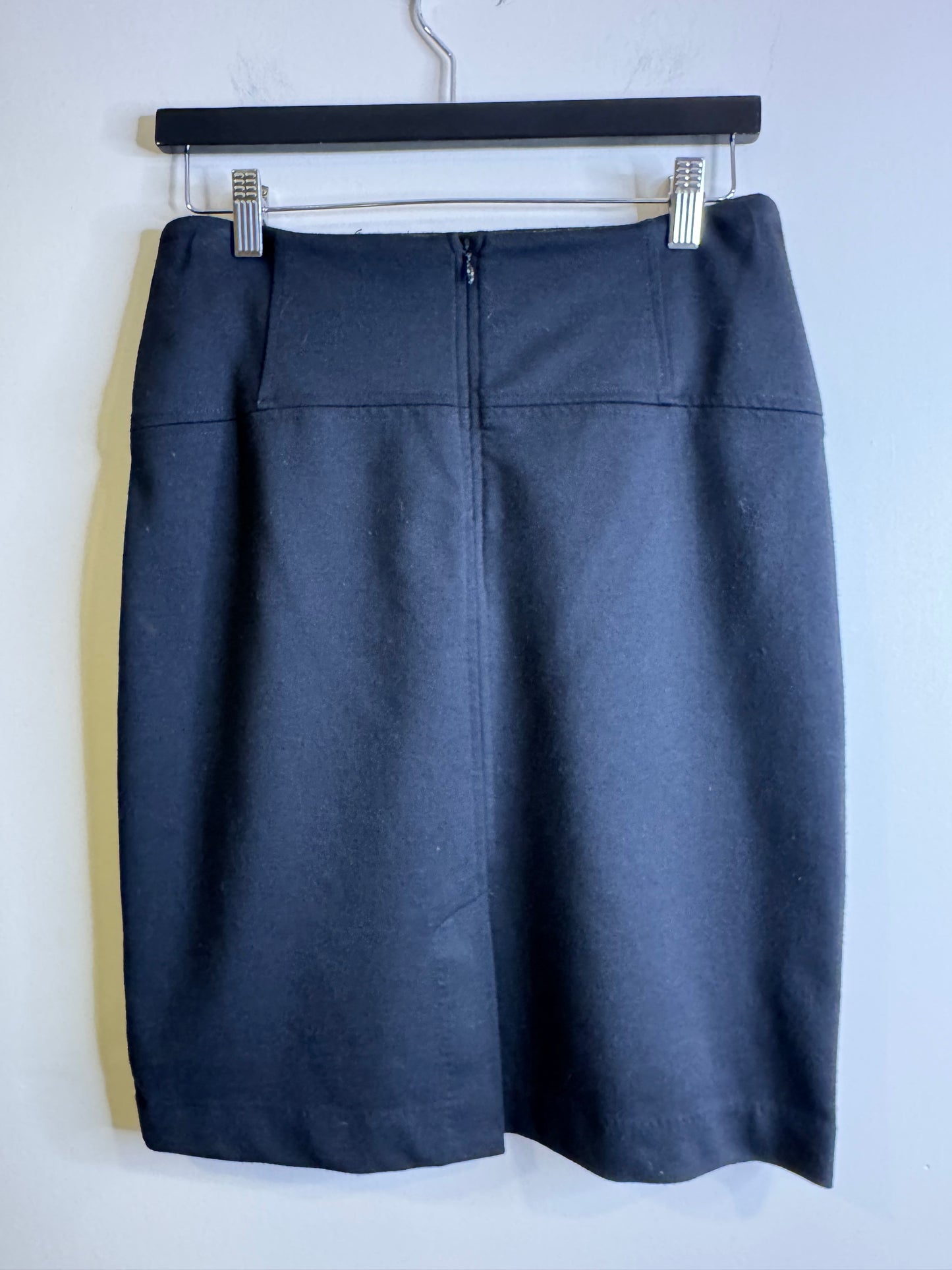 NY & Co black skirt - size 4
