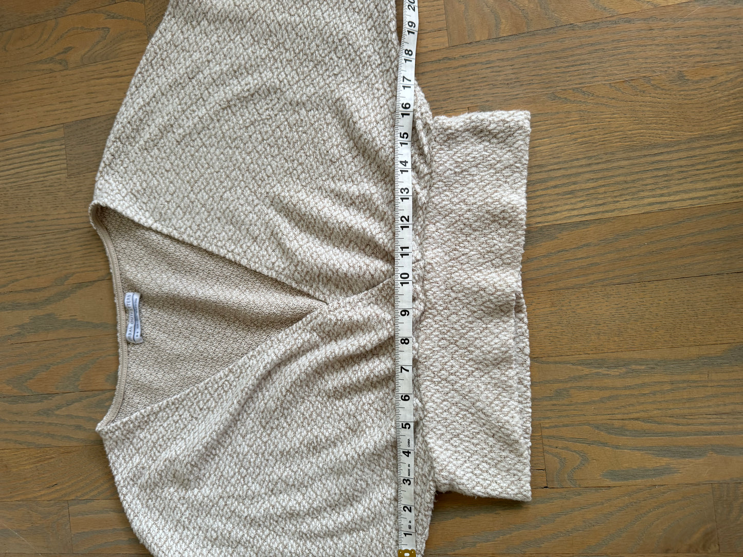 urban outfitters cropped shirt - medium