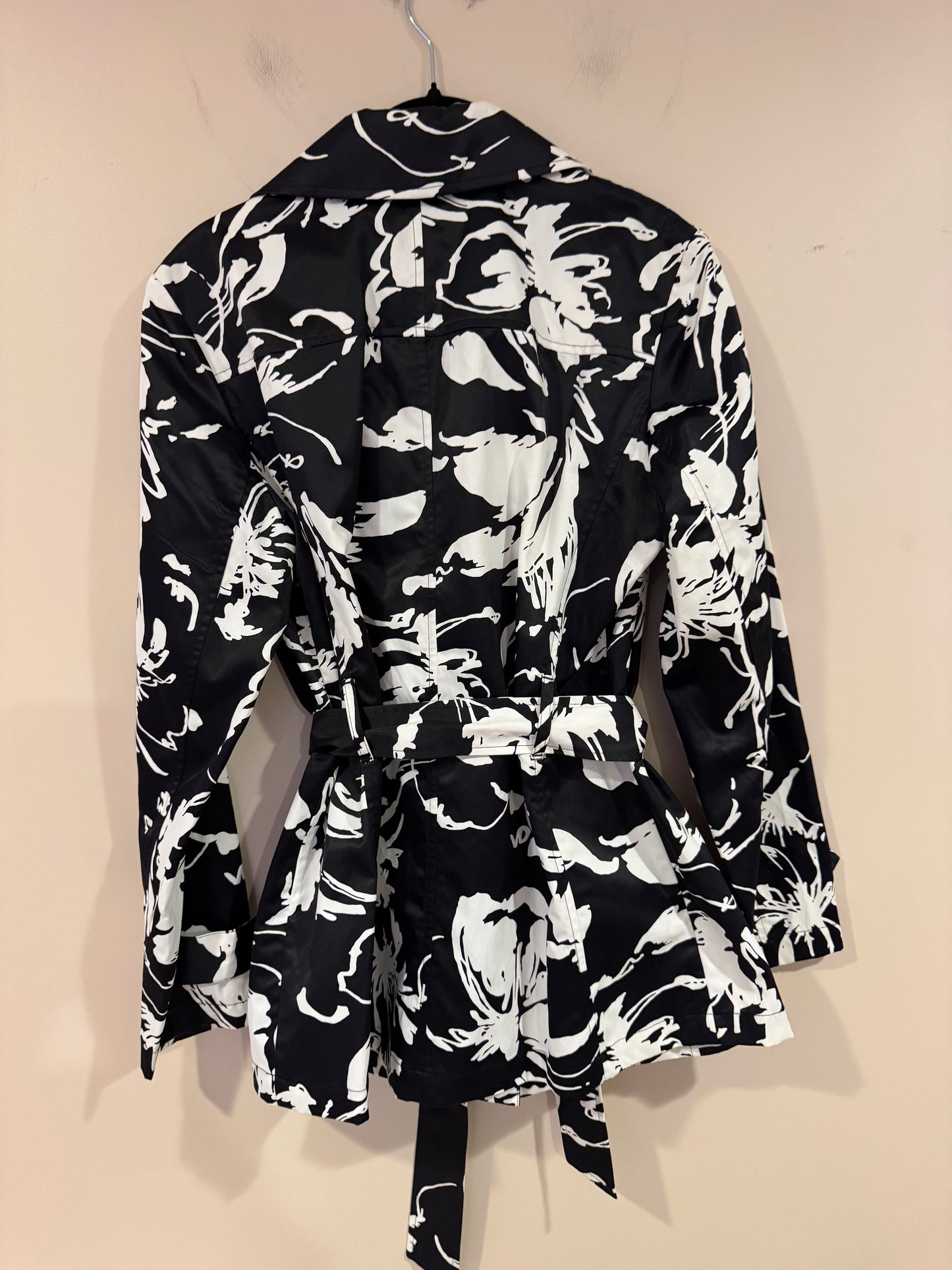 Floral spring coat - small
