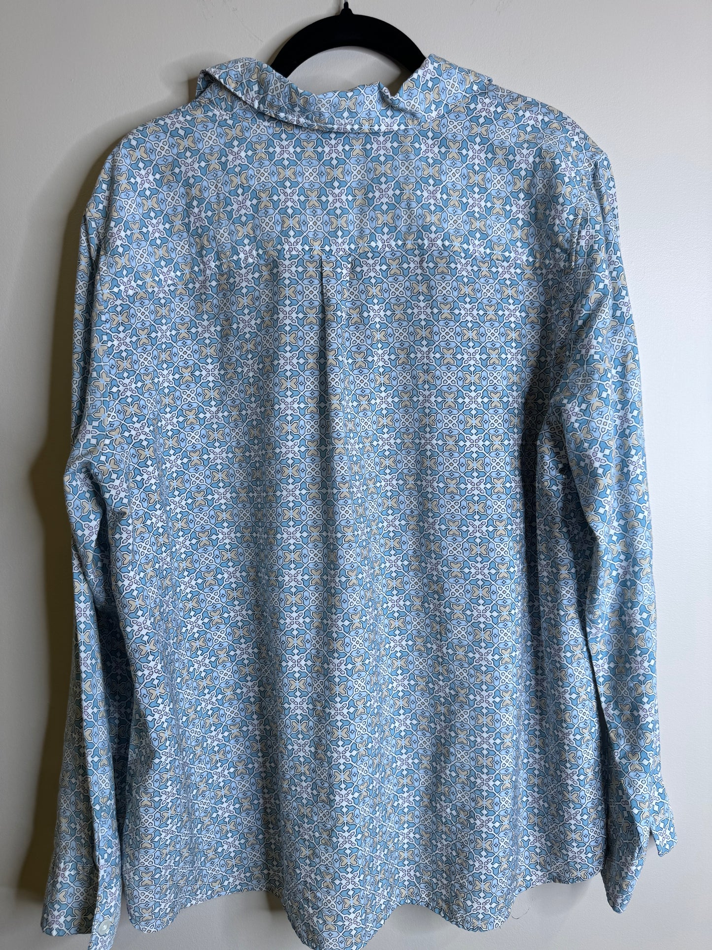 trellis print button up - XL