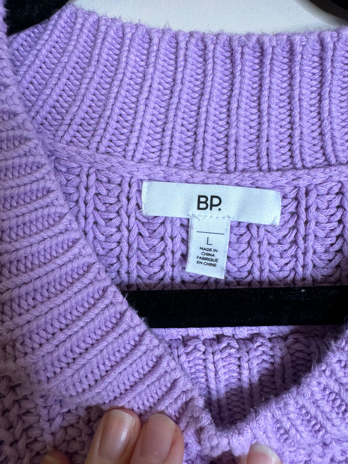lavender balloon sleeve sweater - large