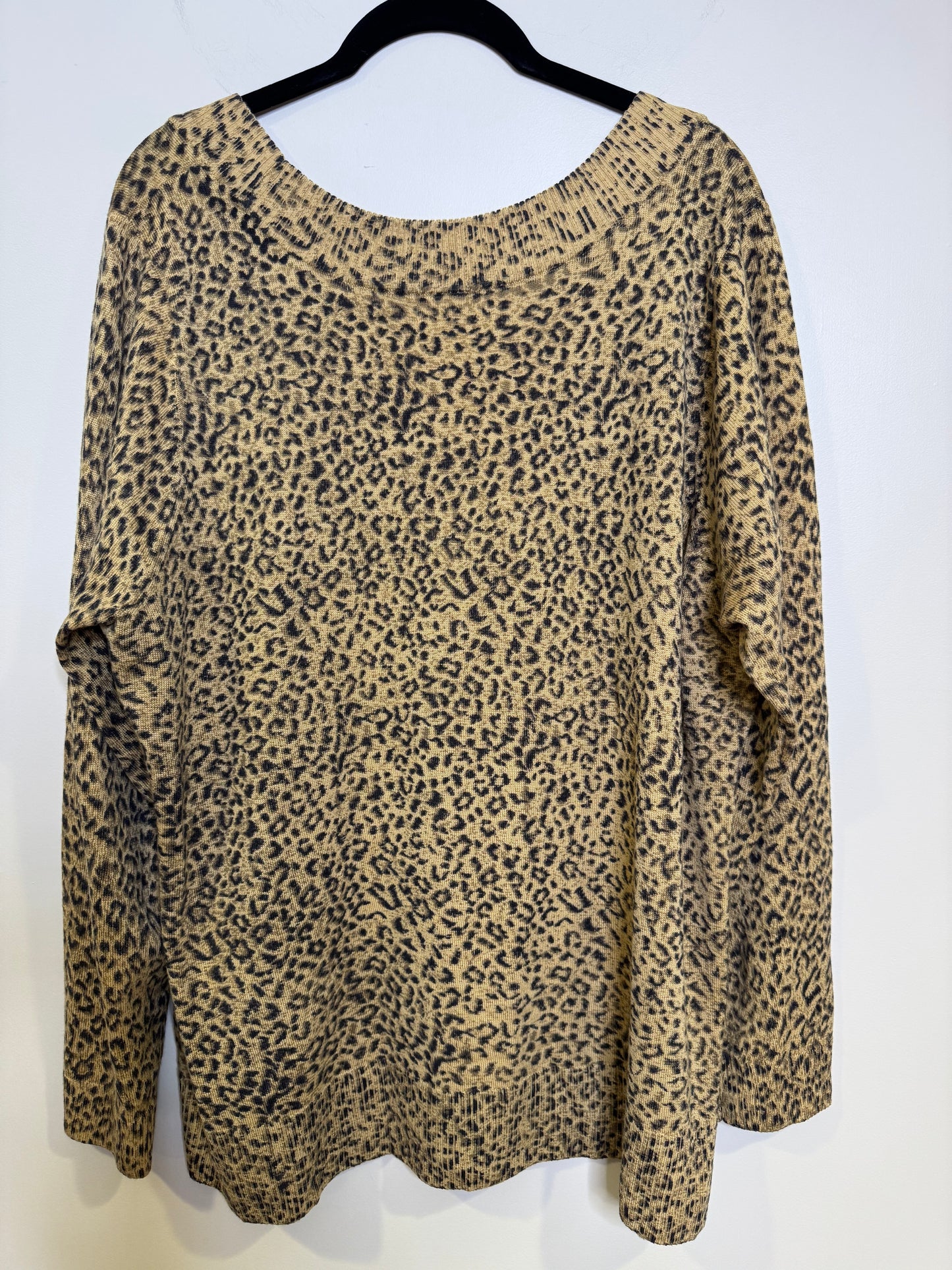 Calvin Klein leopard print top - XL