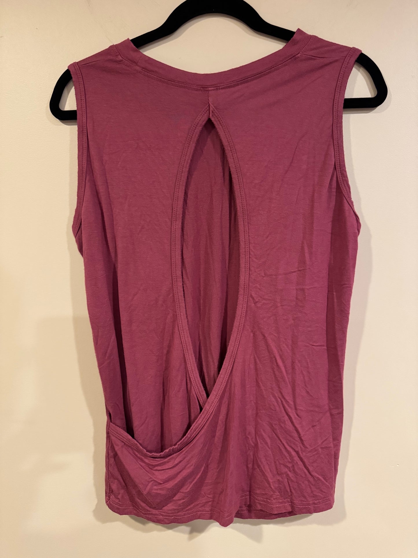 pink tank - large