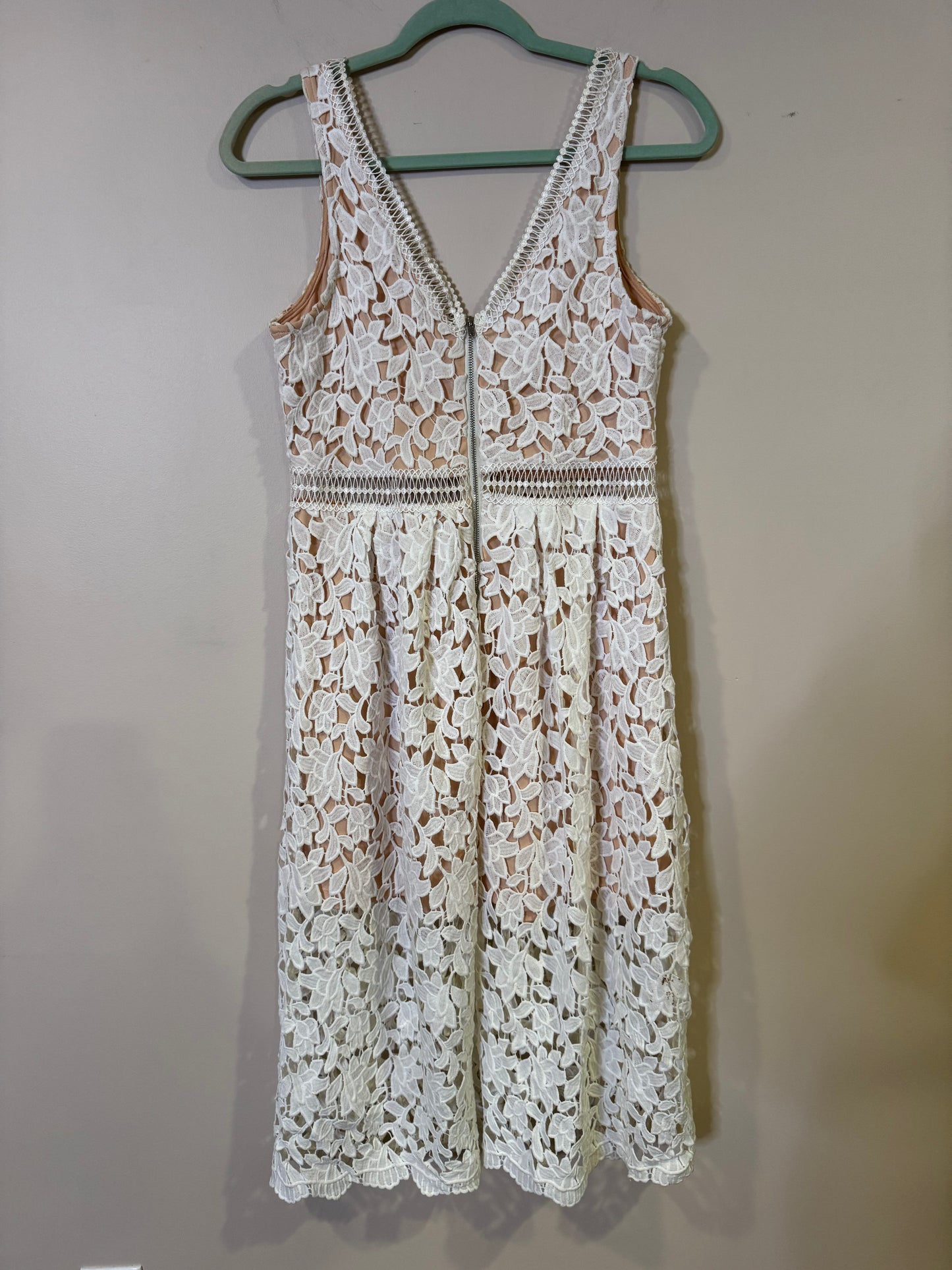 Ivory Lace dress - medium