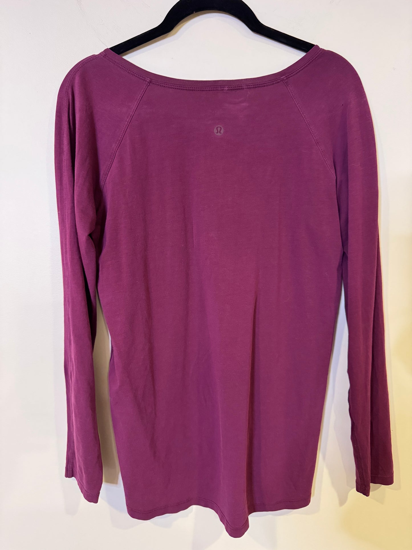 Lululemon long sleeve - size 4