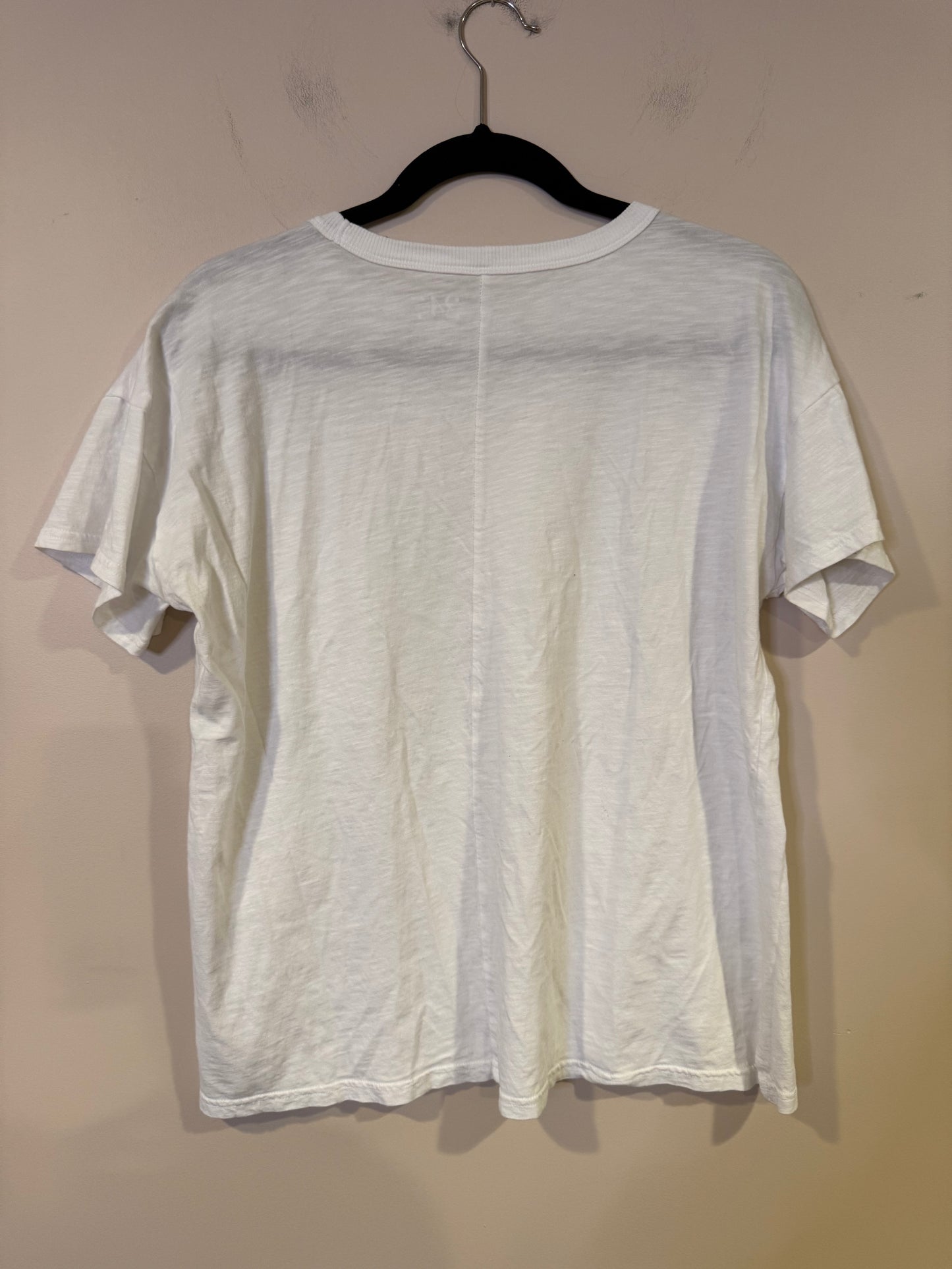 white tshirt - large