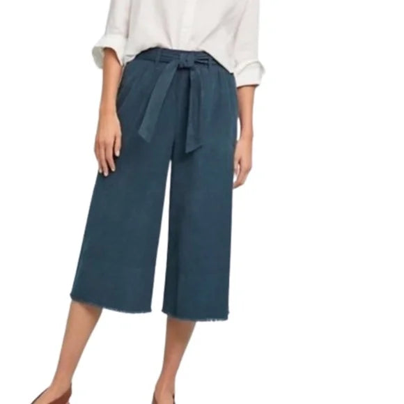 Anthropologie Cloth & Stone corduroy pant- size small