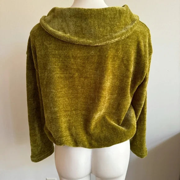 avocado button sweater - small