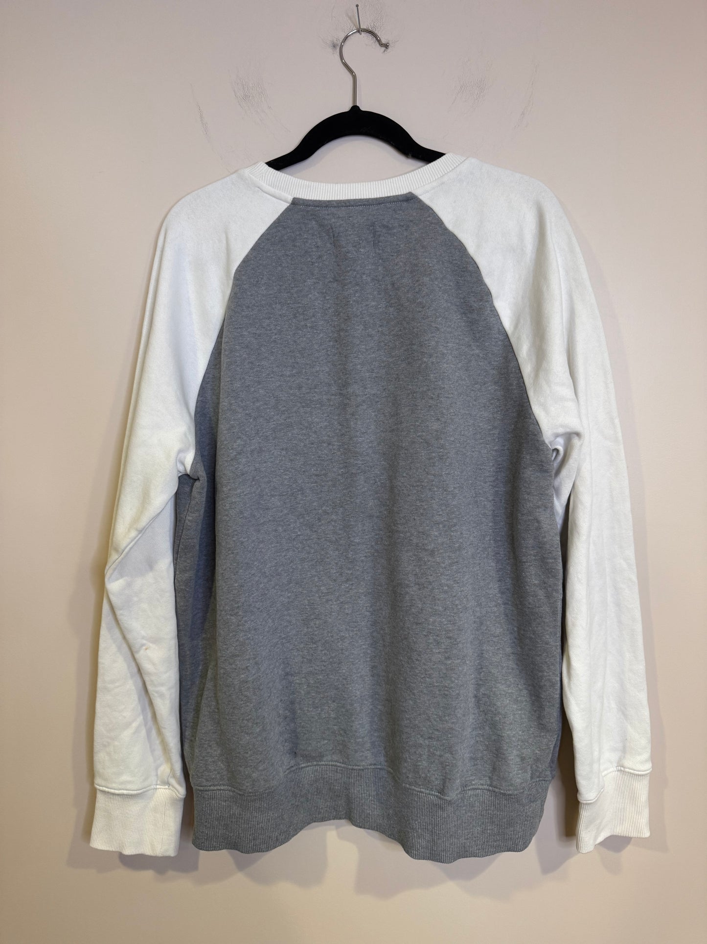 baseball sweatshirt grey white - large