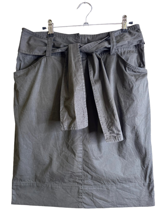 Kenneth Cole - size 6