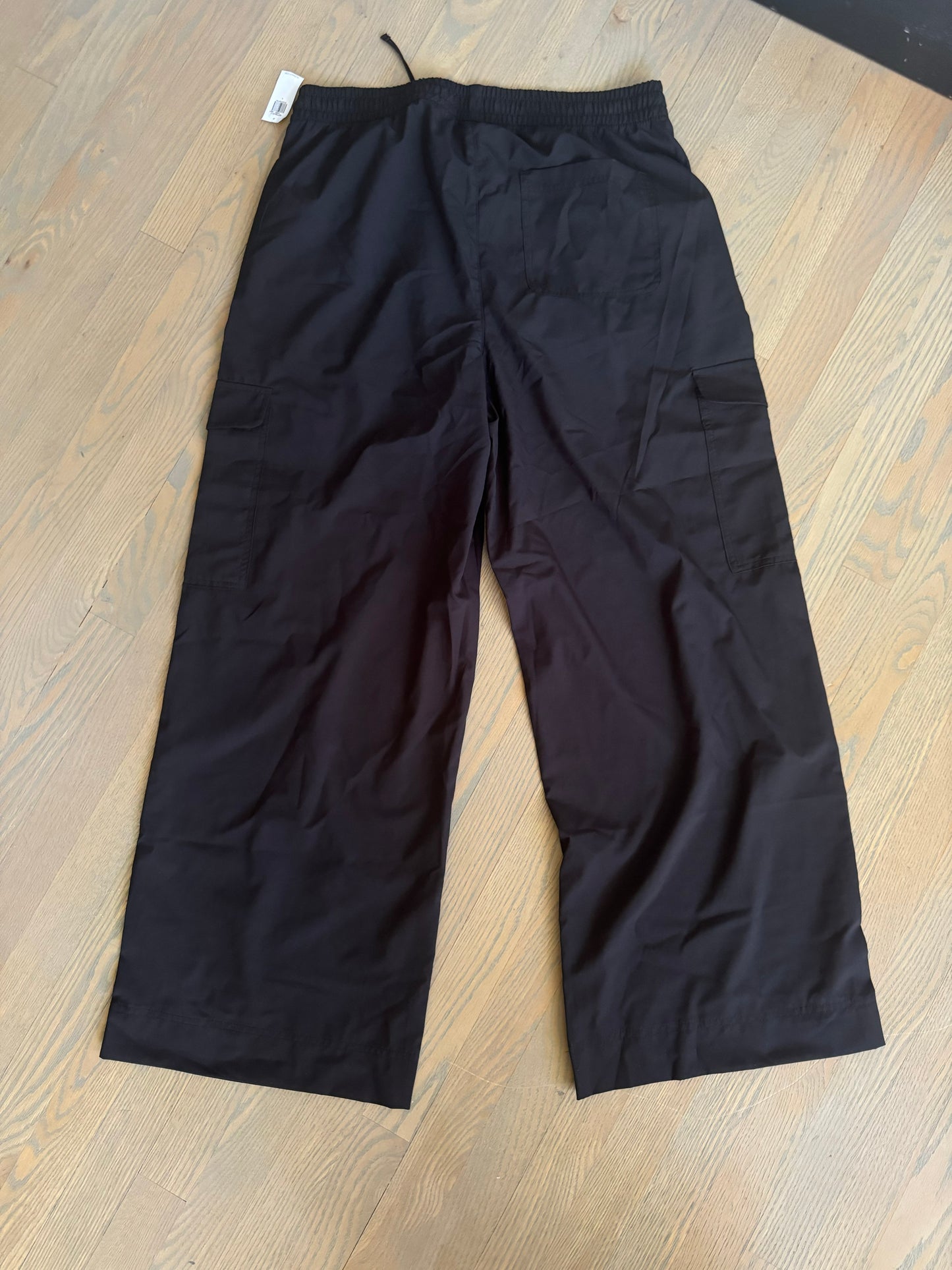 wide leg cargo pant NWT - large