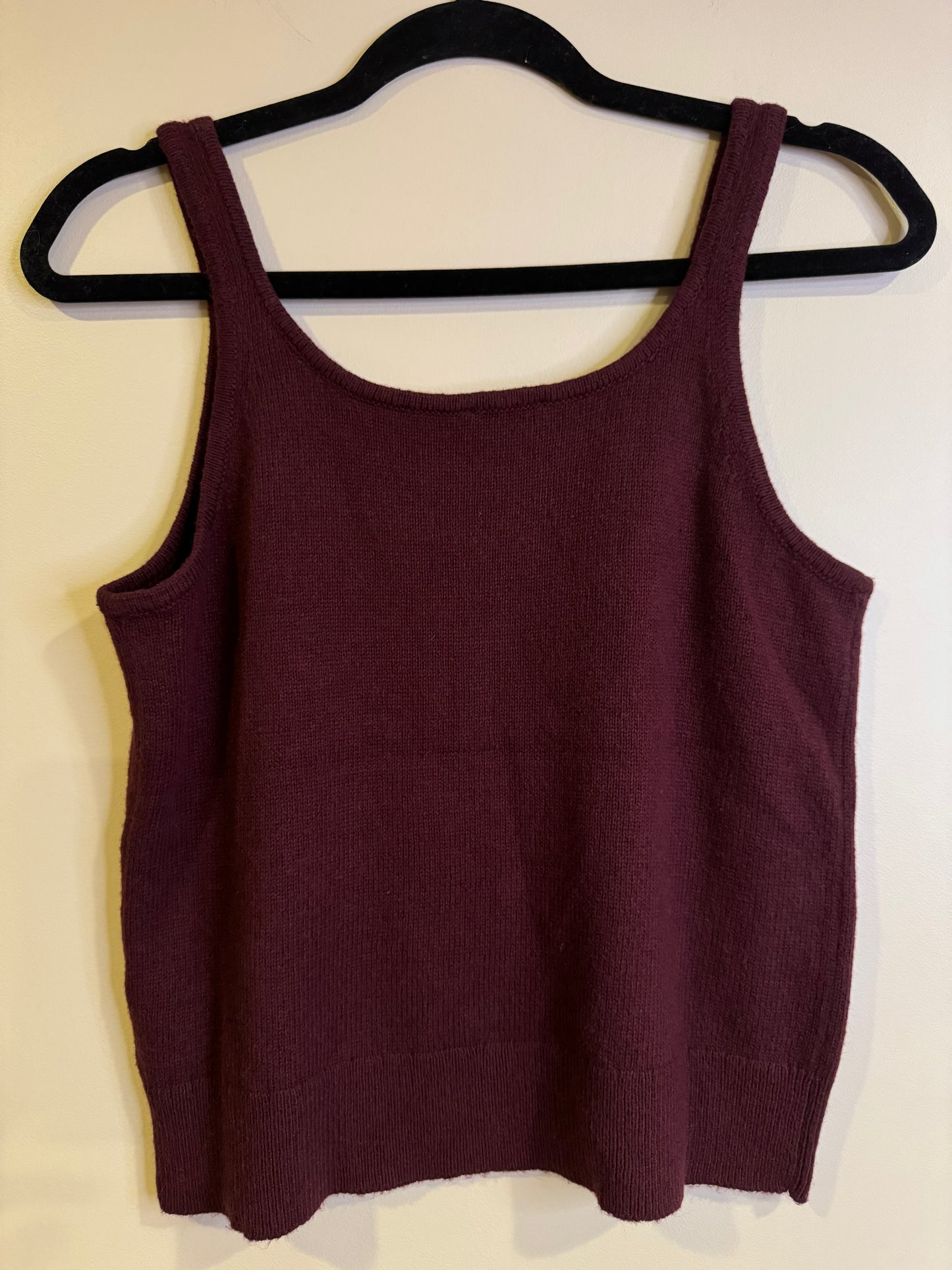 maroon sweater tank - small