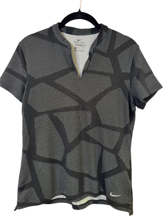 Nike dry fit - medium