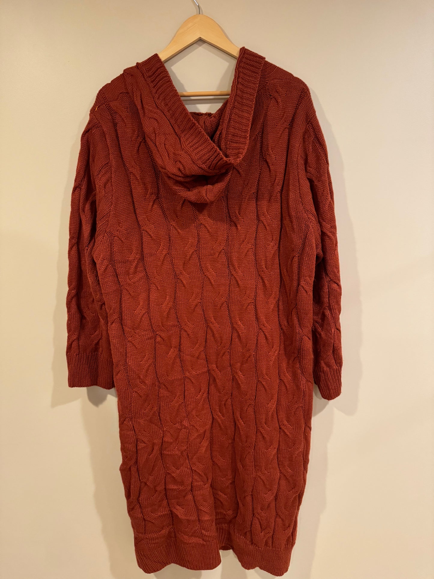 LONG chunky rust cable knit cardigan - size XL