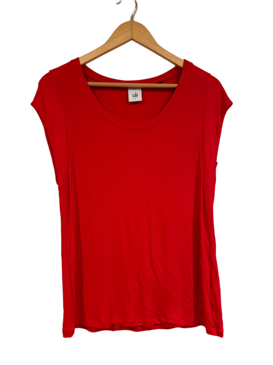 red t-shirt - small