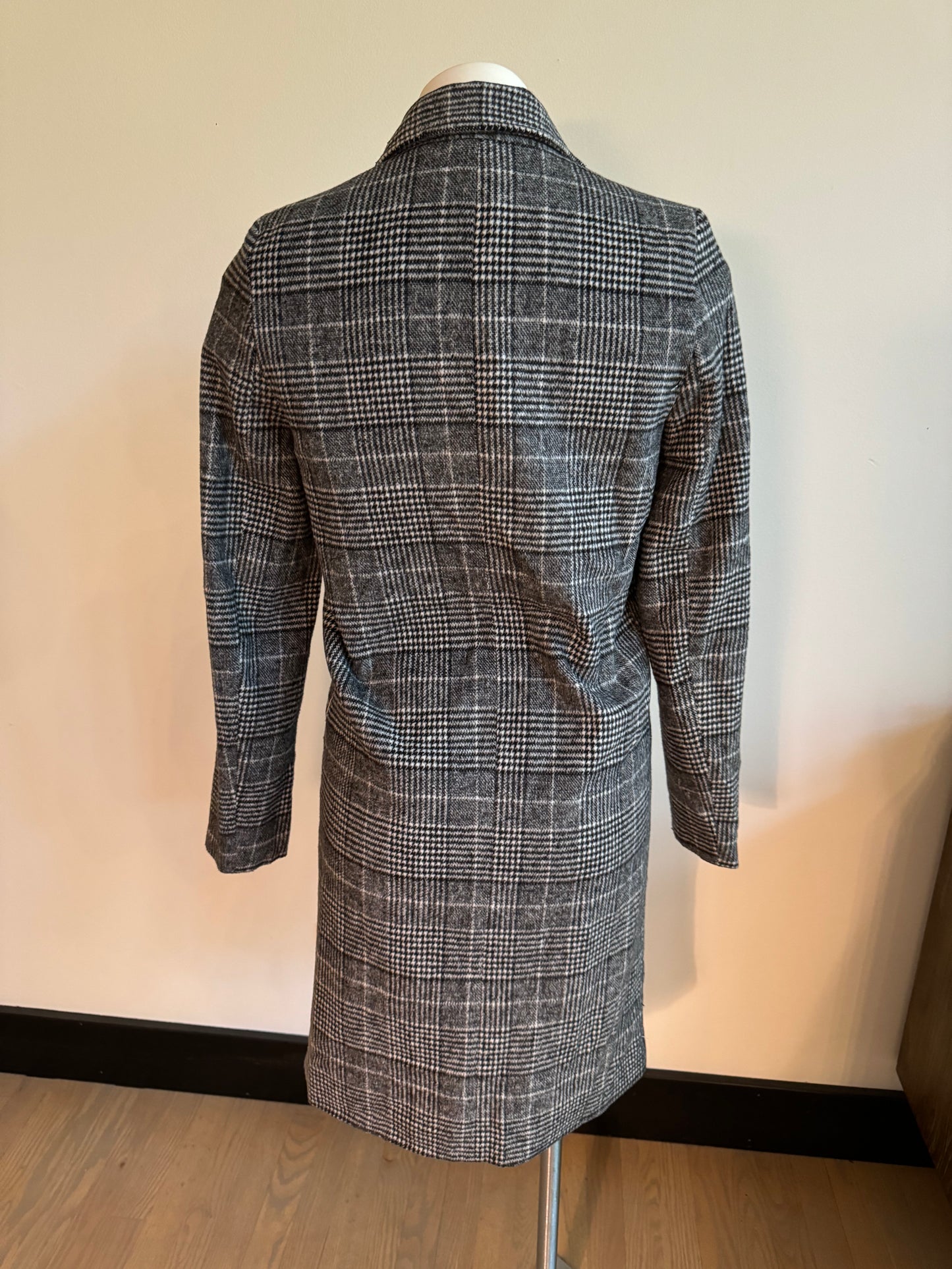 Lulu’s Plaid Long Coat - size XS